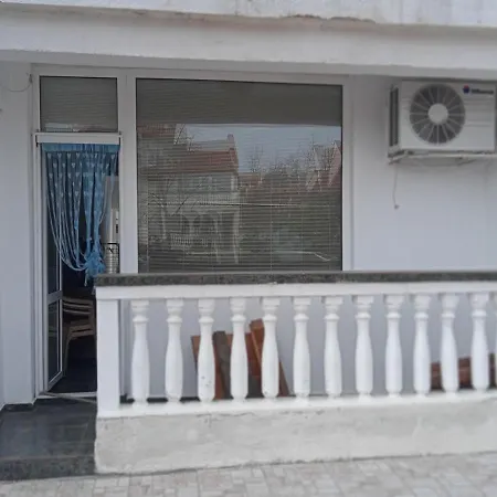 Apartments 아파트 *
